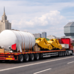 Перевозка крупногабаритного груза в Минске: когда нужен длинномер